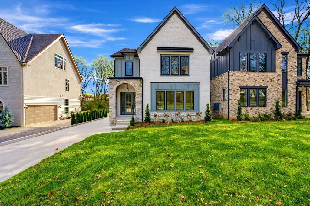 1523 Graybar Lane Nashville TN 37215