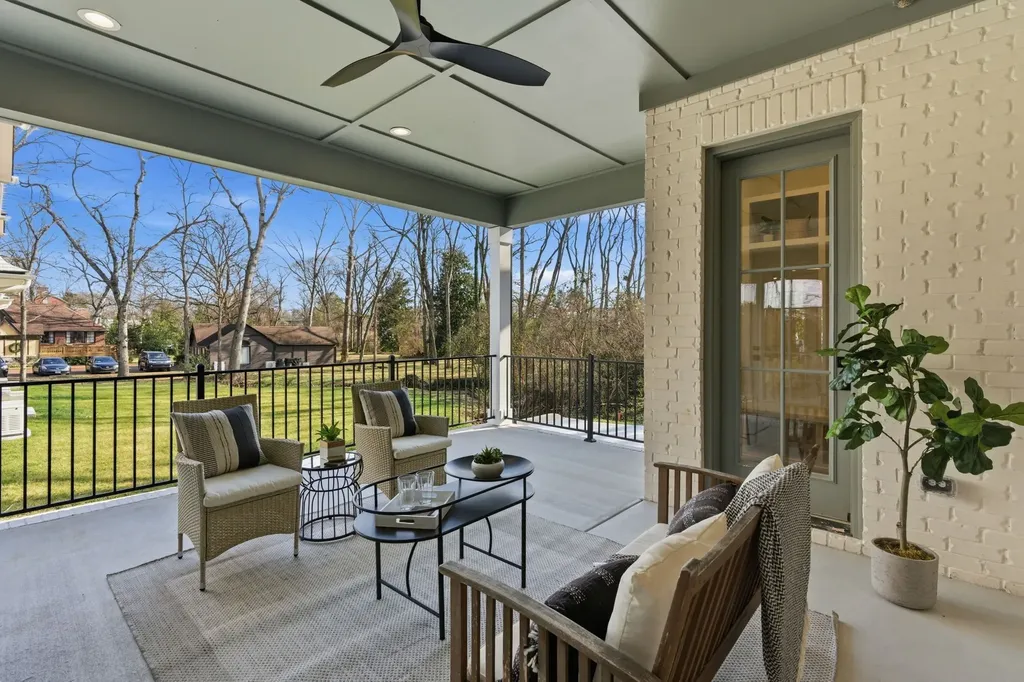 1523 Graybar Lane Nashville TN 37215