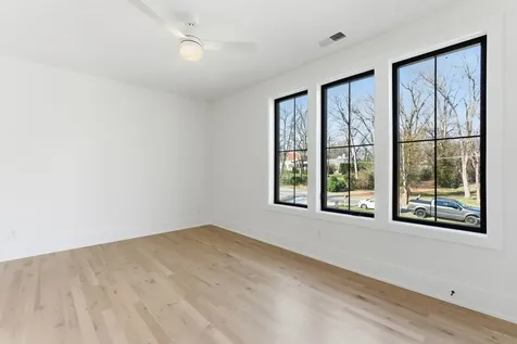 1523 Graybar Lane Nashville TN 37215