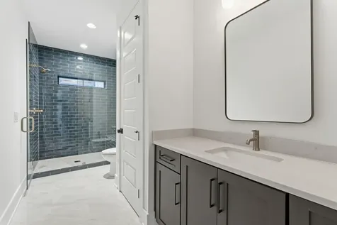 1523 Graybar Lane Nashville TN 37215