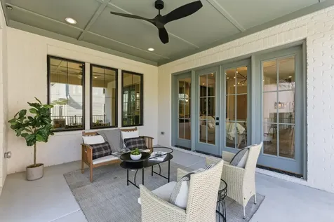 1523 Graybar Lane Nashville TN 37215