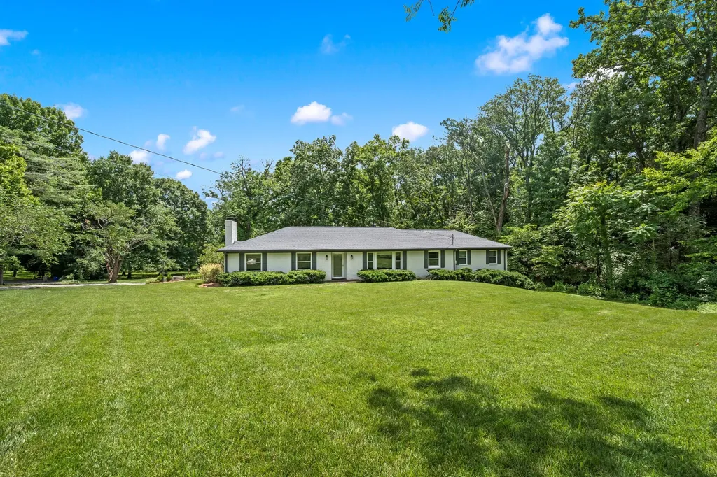 873 Forest Acres Drive Nashville TN 37220