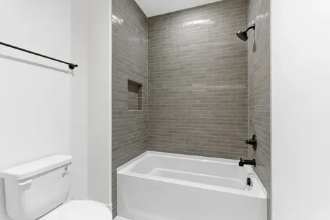 1525 Graybar Lane Nashville TN 37215