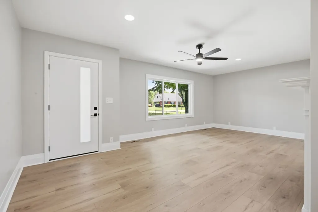 2482 Depot Street Spring Hill TN 37174