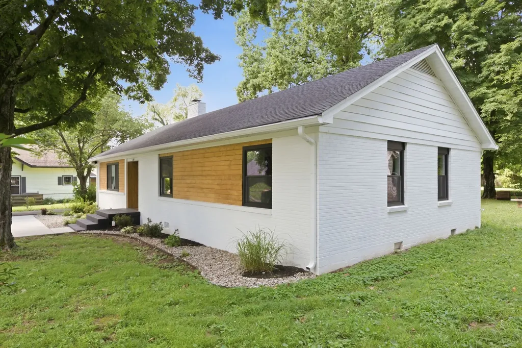 2482 Depot Street Spring Hill TN 37174