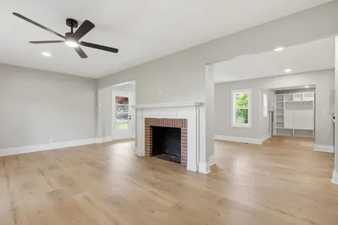 2482 Depot Street Spring Hill TN 37174