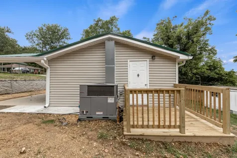 133 Mccraw Street Rossville GA 30741