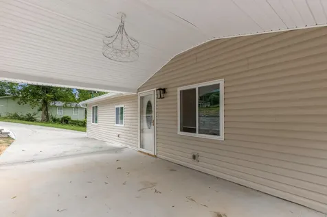 133 Mccraw Street Rossville GA 30741