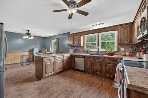 144 Shady Grove Road Flintville TN 37335