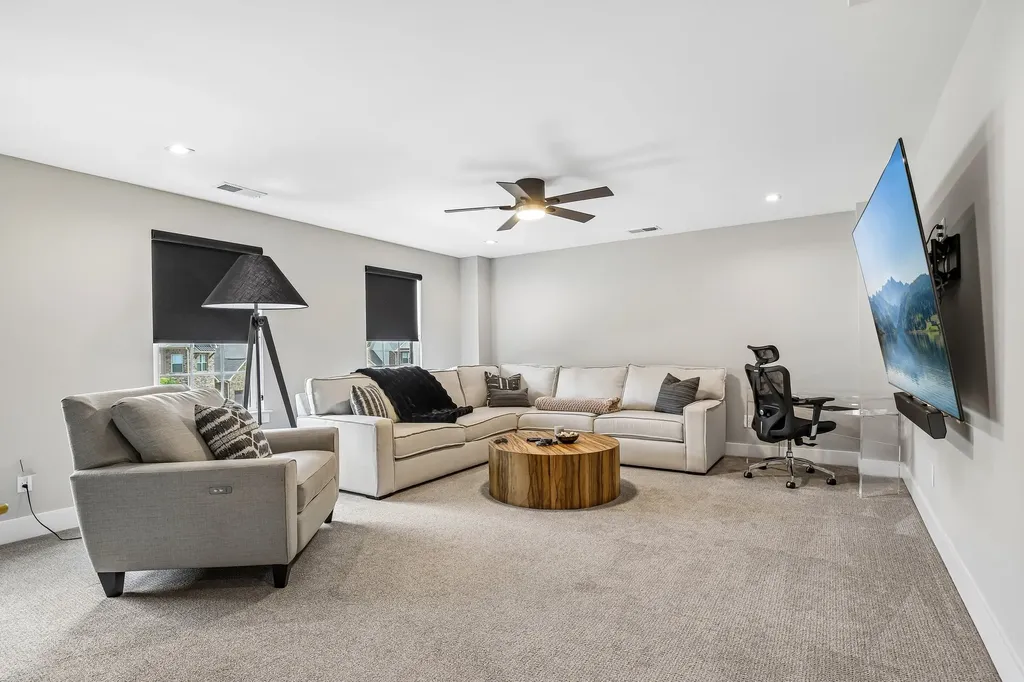 2033 Blackstone Drive Hendersonville TN 37075