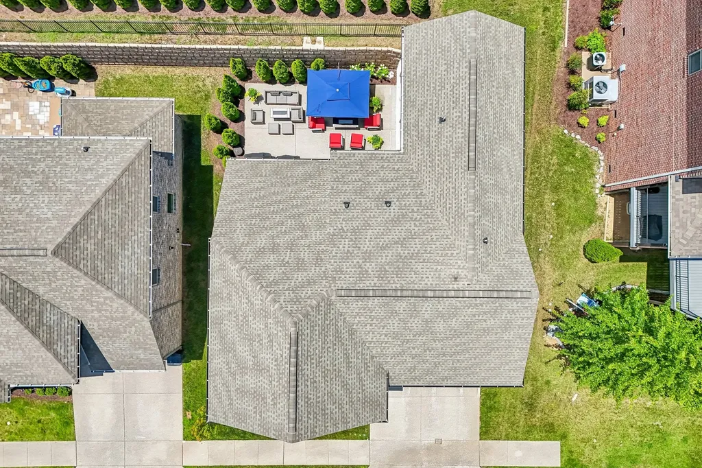 2033 Blackstone Drive Hendersonville TN 37075