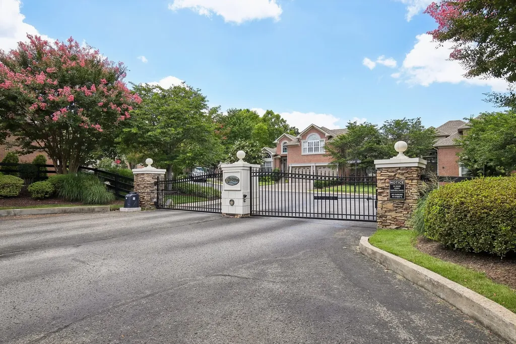 2033 Blackstone Drive Hendersonville TN 37075