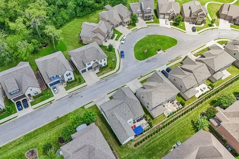2033 Blackstone Drive Hendersonville TN 37075