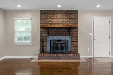 11127 E Brainerd Road Apison TN 37302