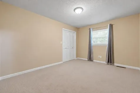 11127 E Brainerd Road Apison TN 37302