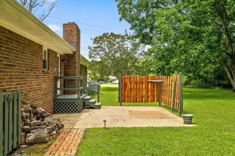11127 E Brainerd Road Apison TN 37302