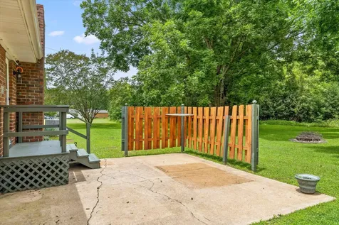11127 E Brainerd Road Apison TN 37302