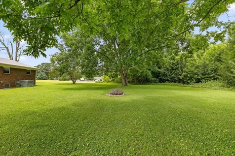 11127 E Brainerd Road Apison TN 37302
