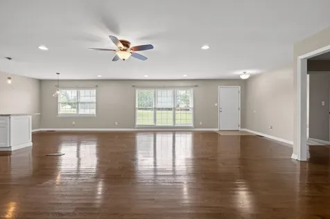 11127 E Brainerd Road Apison TN 37302