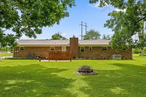 11127 E Brainerd Road Apison TN 37302