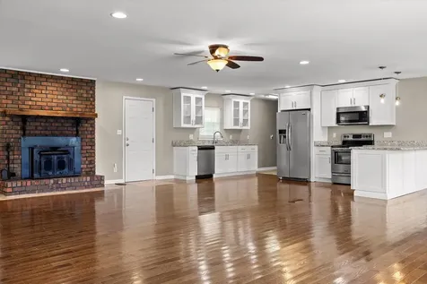 11127 E Brainerd Road Apison TN 37302
