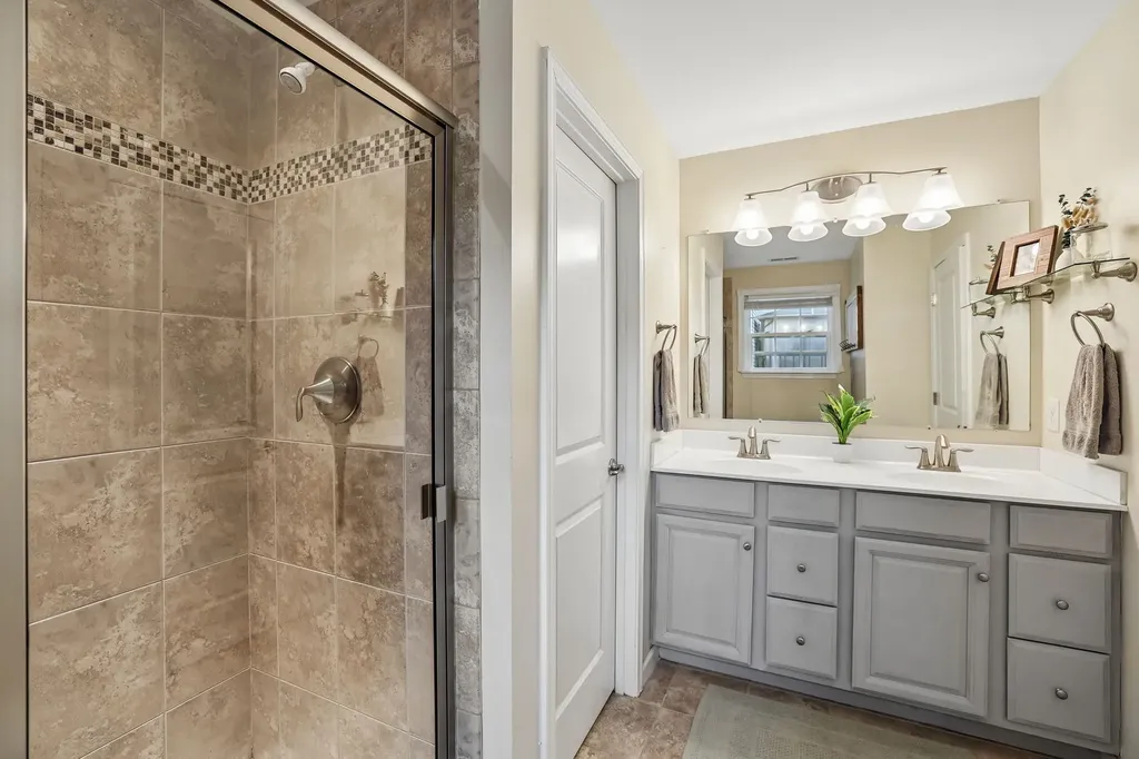 2909 Cherrybark Court Hermitage TN 37076