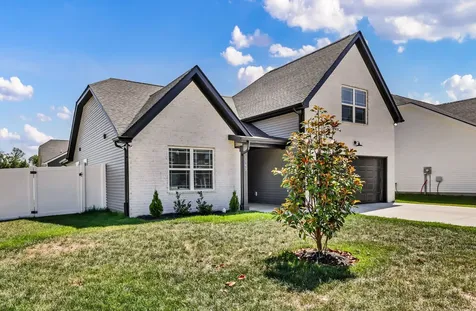1143 Javier Drive Springfield TN 37172