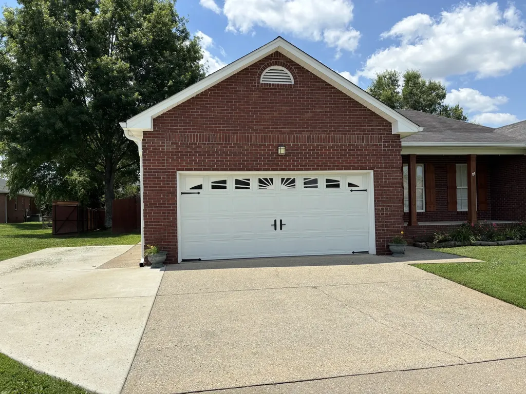 1097 Wedgewood Drive Gallatin TN 37066