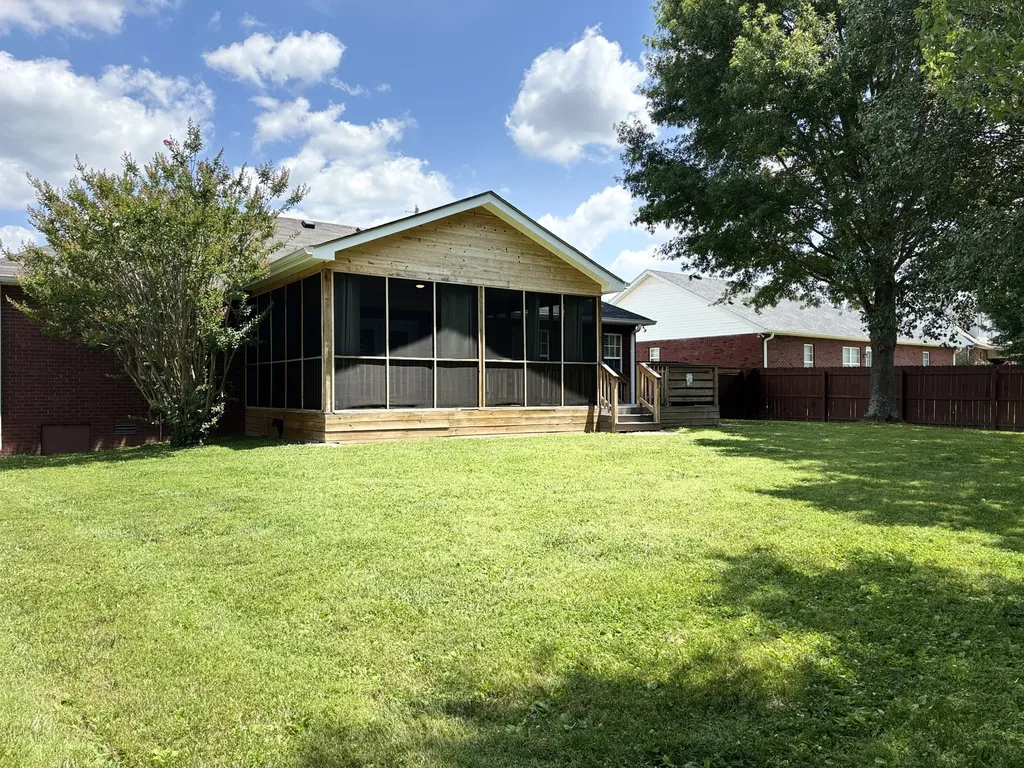 1097 Wedgewood Drive Gallatin TN 37066