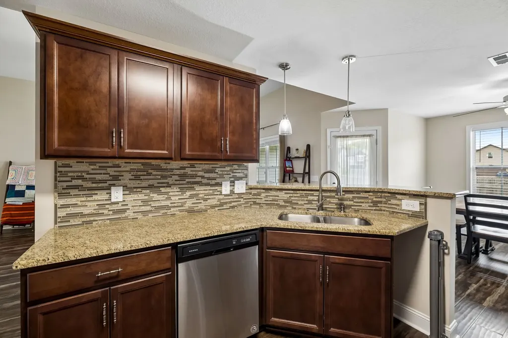 1151 Eagles Bluff Drive Clarksville TN 37040
