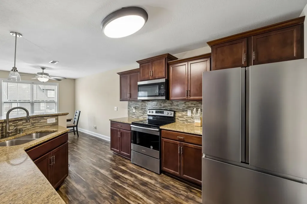 1151 Eagles Bluff Drive Clarksville TN 37040
