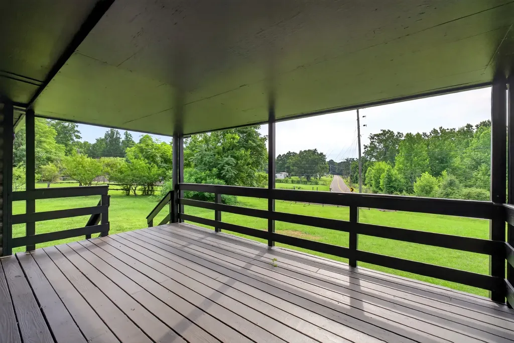 638 Manustown Road Woodbury TN 37190