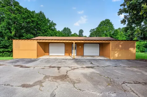 638 Manustown Road Woodbury TN 37190