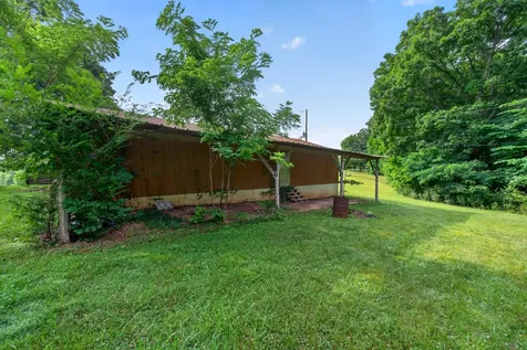 638 Manustown Road Woodbury TN 37190