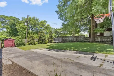 111 Stonewall Street Memphis TN 38104