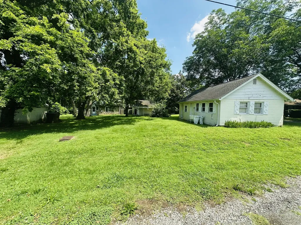 3023 Lyndale Drive Nashville TN 37207