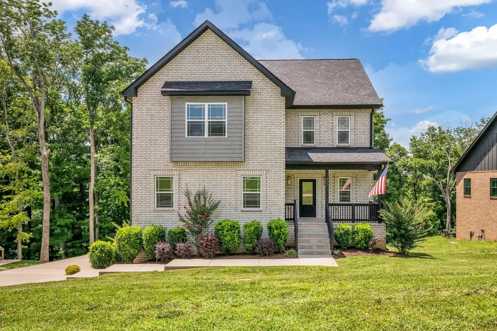 420 Stonemeadow Road Clarksville TN 37043