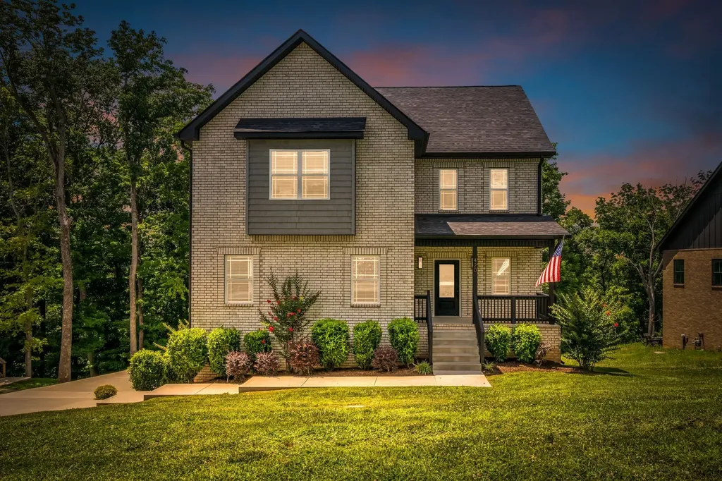 420 Stonemeadow Road Clarksville TN 37043