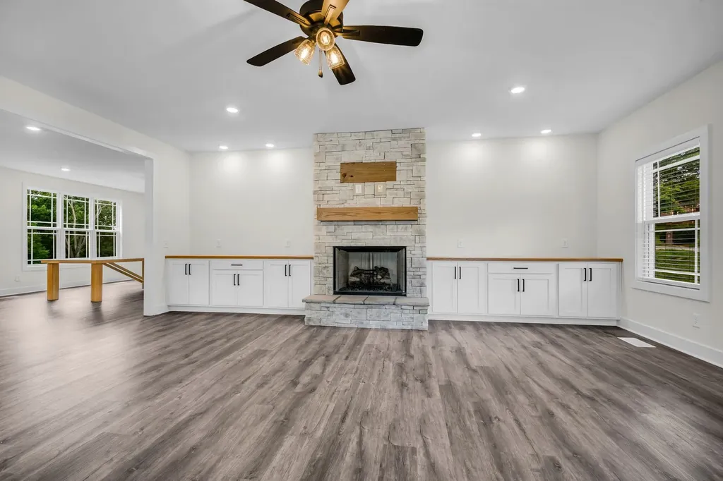 420 Stonemeadow Road Clarksville TN 37043