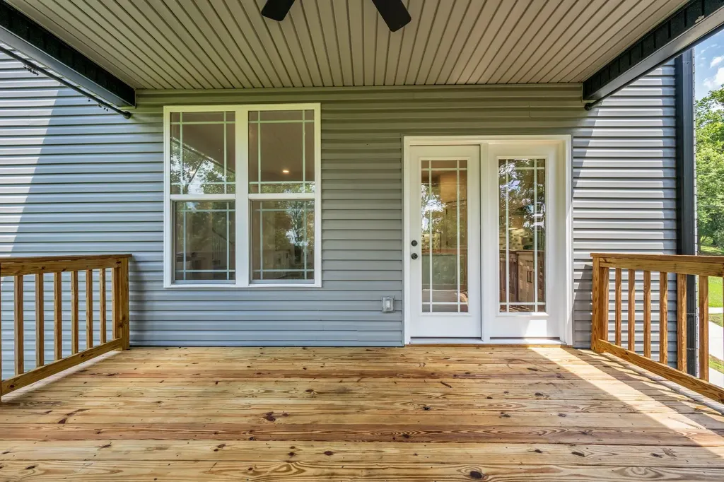420 Stonemeadow Road Clarksville TN 37043
