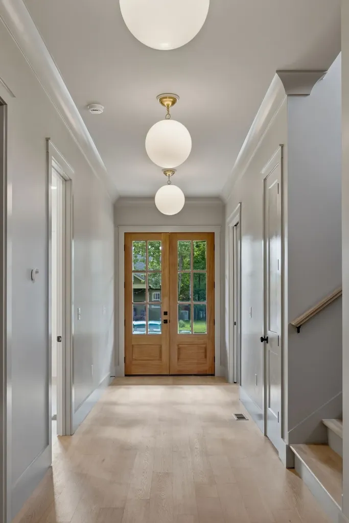 1025 Meridian Street Nashville TN 37207