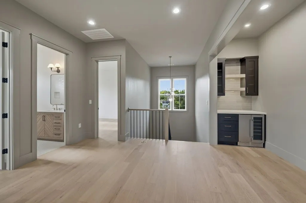 1025 Meridian Street Nashville TN 37207