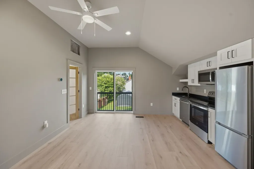 1025 Meridian Street Nashville TN 37207