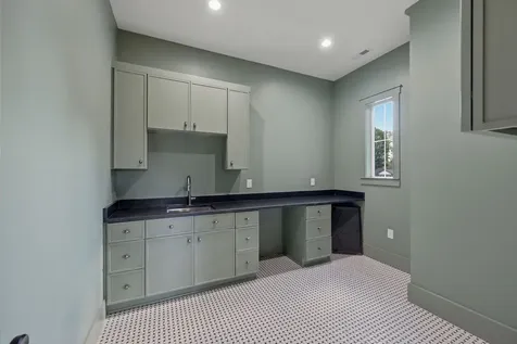 1025 Meridian Street Nashville TN 37207