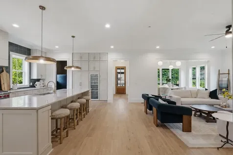 1025 Meridian Street Nashville TN 37207