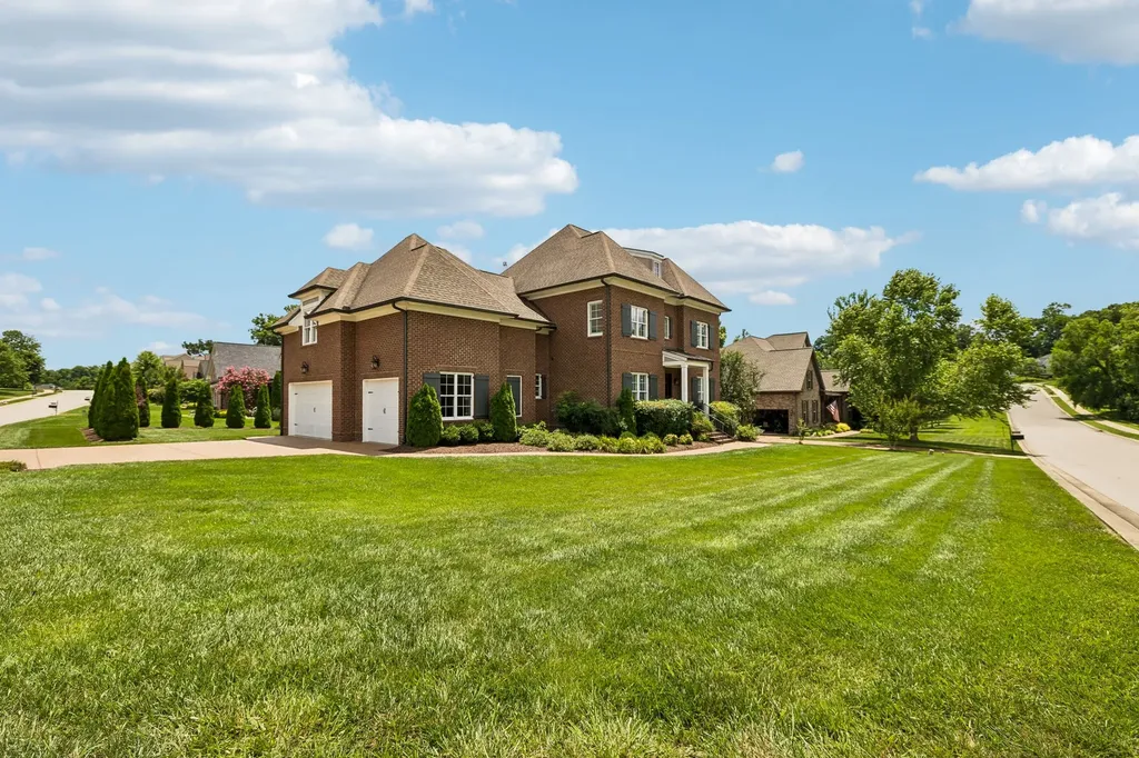 4101 Banner Square Lane Arrington TN 37014