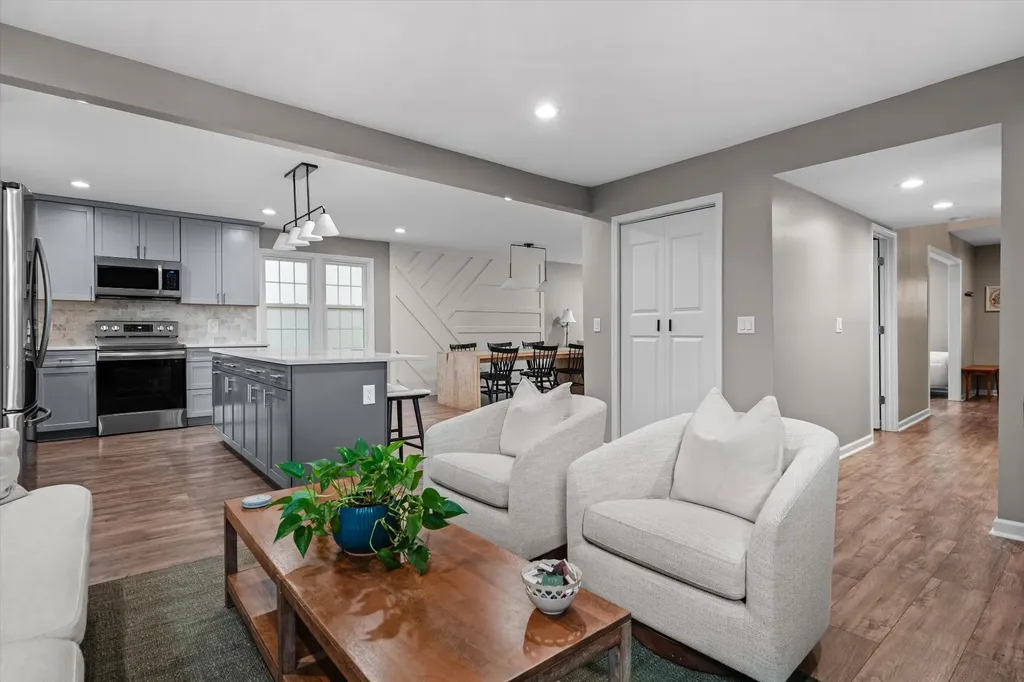 1627 Volunteer Court Brentwood TN 37027