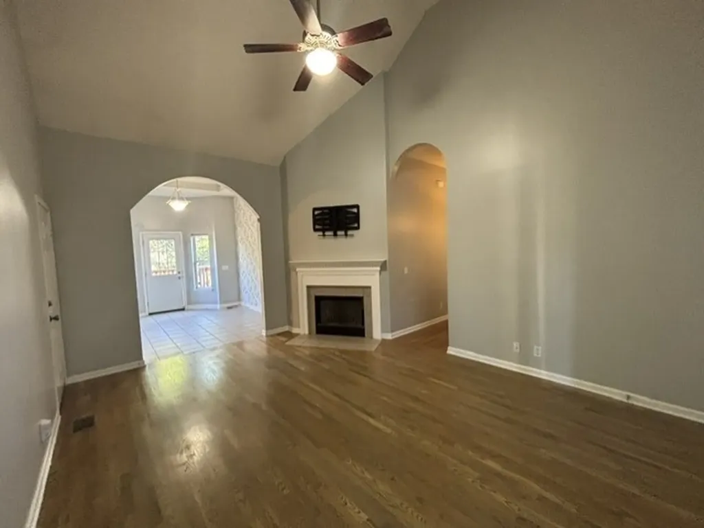 127 Iroquois Drive White House TN 37188