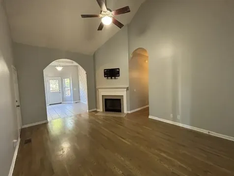127 Iroquois Drive White House TN 37188