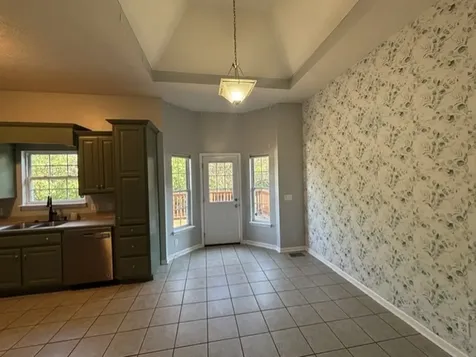 127 Iroquois Drive White House TN 37188
